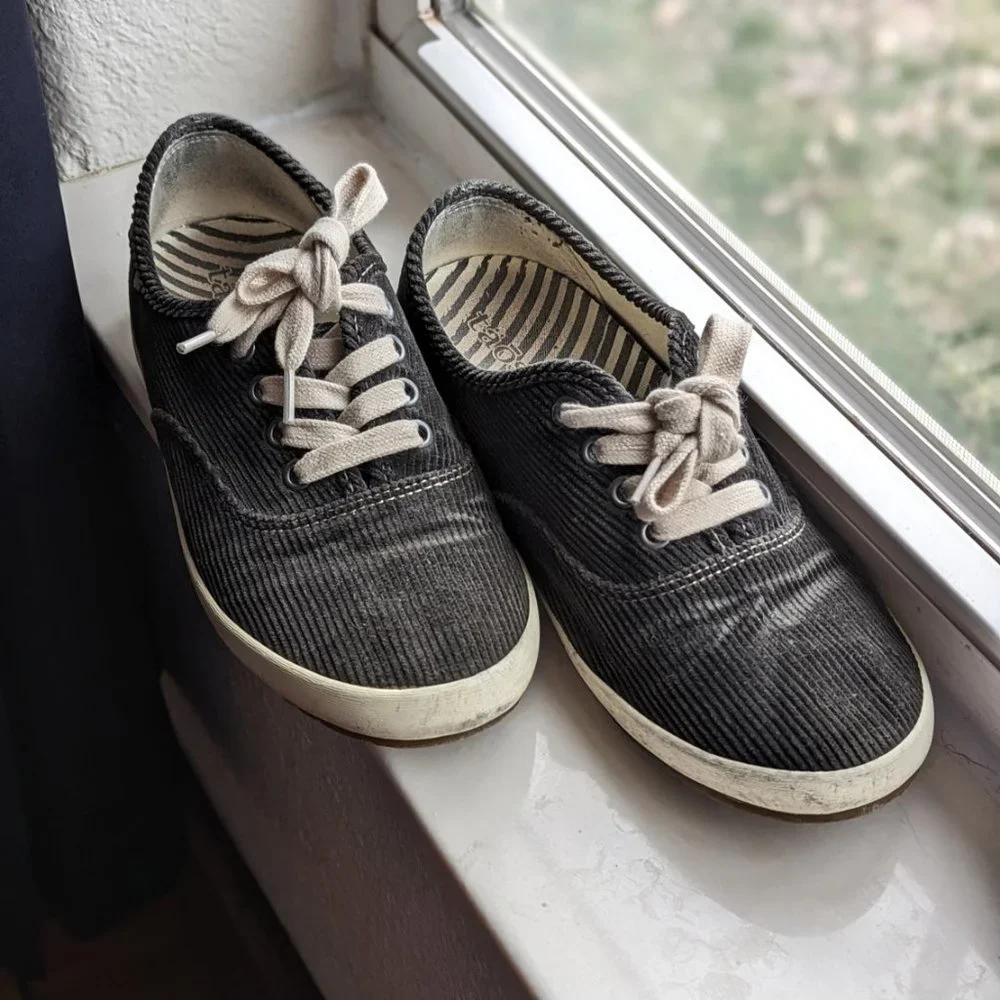 Taos Corduroy Sneaker Grey Black - Picture 2 of 5